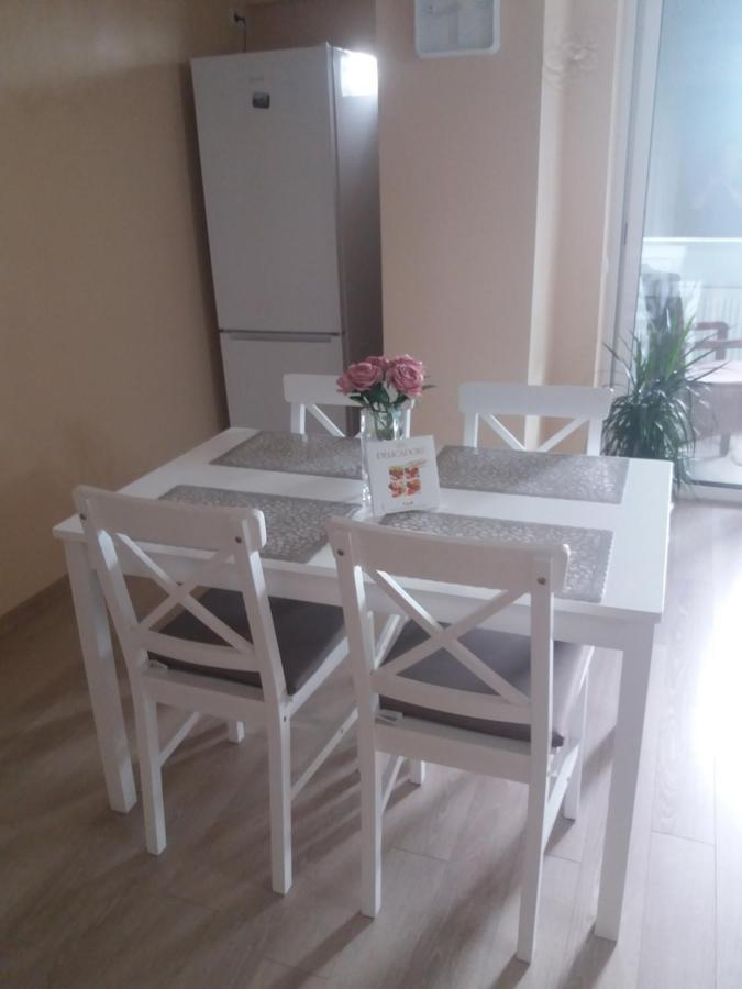 Juli'S Apartment 오라데아 외부 사진